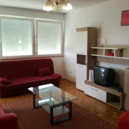 Apartment プーラ エクステリア 写真