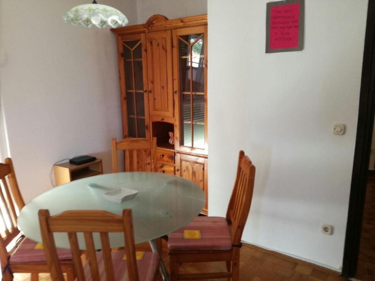 Apartment プーラ エクステリア 写真