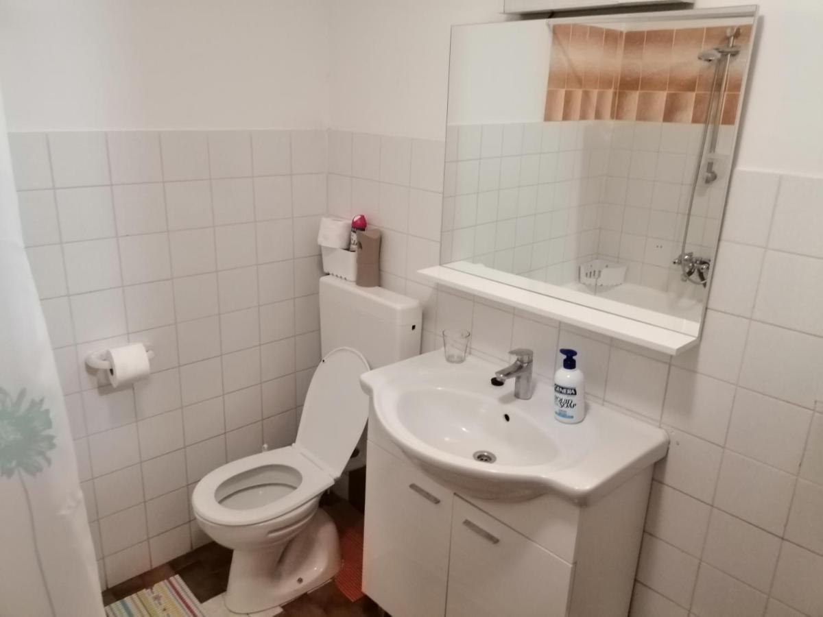 Apartment プーラ エクステリア 写真