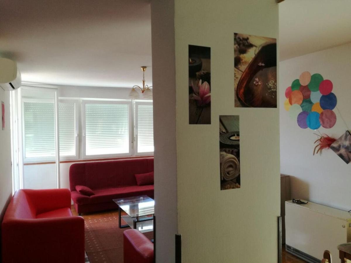 Apartment プーラ エクステリア 写真